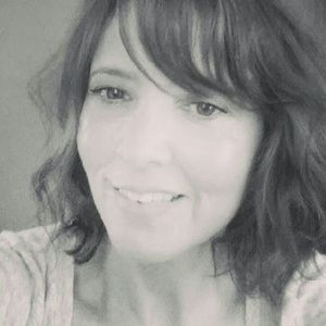 Meet your Posher, Carla